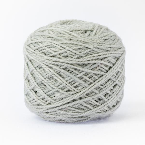 first moon 100% merino wool light grey colour wool