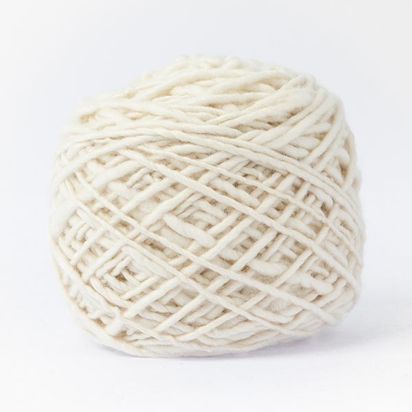 100% merino wool natural white colour wool